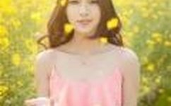 国模冰冰大胆张开双腿